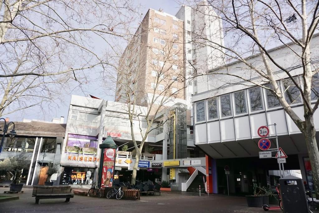 Neu Modernes Apartment In Top Lage, Free Parking Max 1,65M Hoehe Und 1,8M Breite 카를스루에 외부 사진